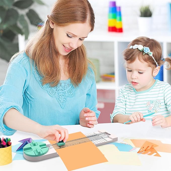 Paper Trimmer, 4 Styles Craft Paper Cutter Multi-Function Scrapbooking Tool for Cutting Paper Photos Scrapbook Postcard (Straight, Wave, Perforated and Creasing Lines) (Green)