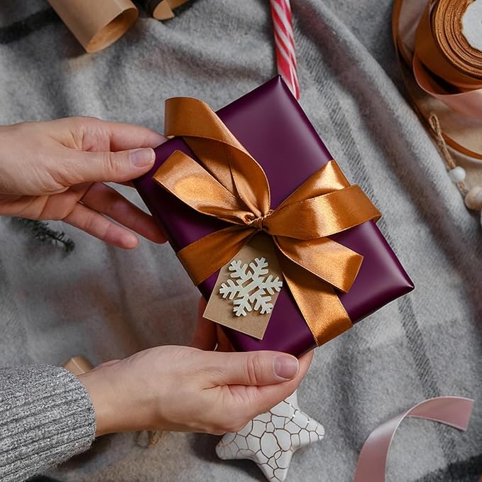 Exquisite flower gift wrapping paper - 10 sheets folded flat, with 13 color options, suitable for parties and socializing - 22 inches x21 inches each (Bright red and gold)