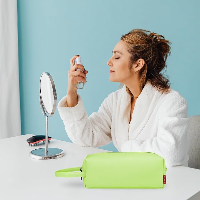 Fmeida Pencil Case Pencil Bag Green Pencil Pouch PU Leather Pen Case Pen Holder Stationery Organizer Pouch Zipper Bag for Pencils Pens Markers Makeups