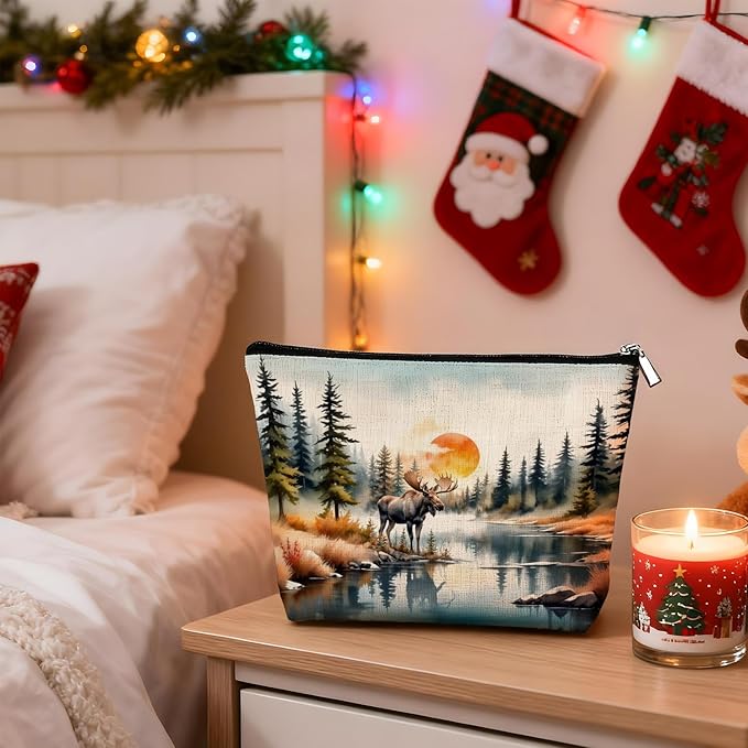 Forest Moose Makeup Bag, Gifts for Moose Lovers Cosmetic Bag for Women, Magical Forest Nature Landscape Small Toiletry Bags Zipper Makeup Pouch