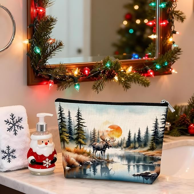 Forest Moose Makeup Bag, Gifts for Moose Lovers Cosmetic Bag for Women, Magical Forest Nature Landscape Small Toiletry Bags Zipper Makeup Pouch