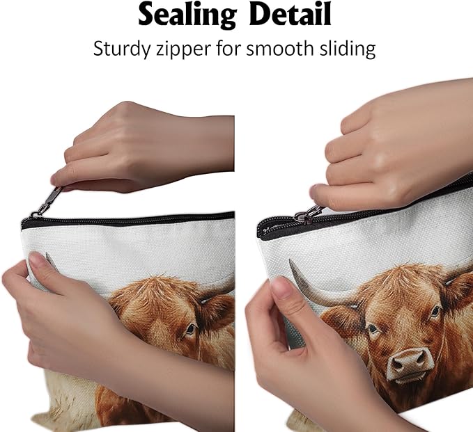 Cafl Majestic Highland Cow Makeup Bag for Women Large Capacity Make Up Bag Portable Travel Cosmetic Bag Toiletry Pouch Organizer 10 * 8inch