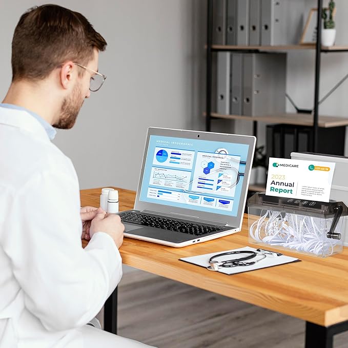 A4 Paper Manual Shredder - Black Portable Mini Paper Grinder Capacity 3L for A4 Files Documents Straight Cutting Tool Home Office Desktop Supplies WD23BK